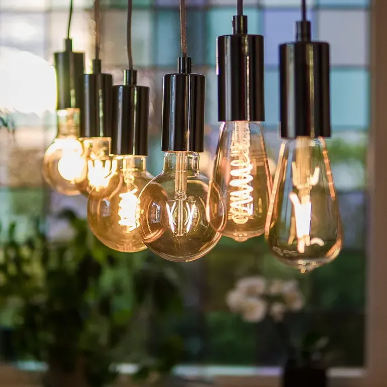 Lyspære LED 100 lm